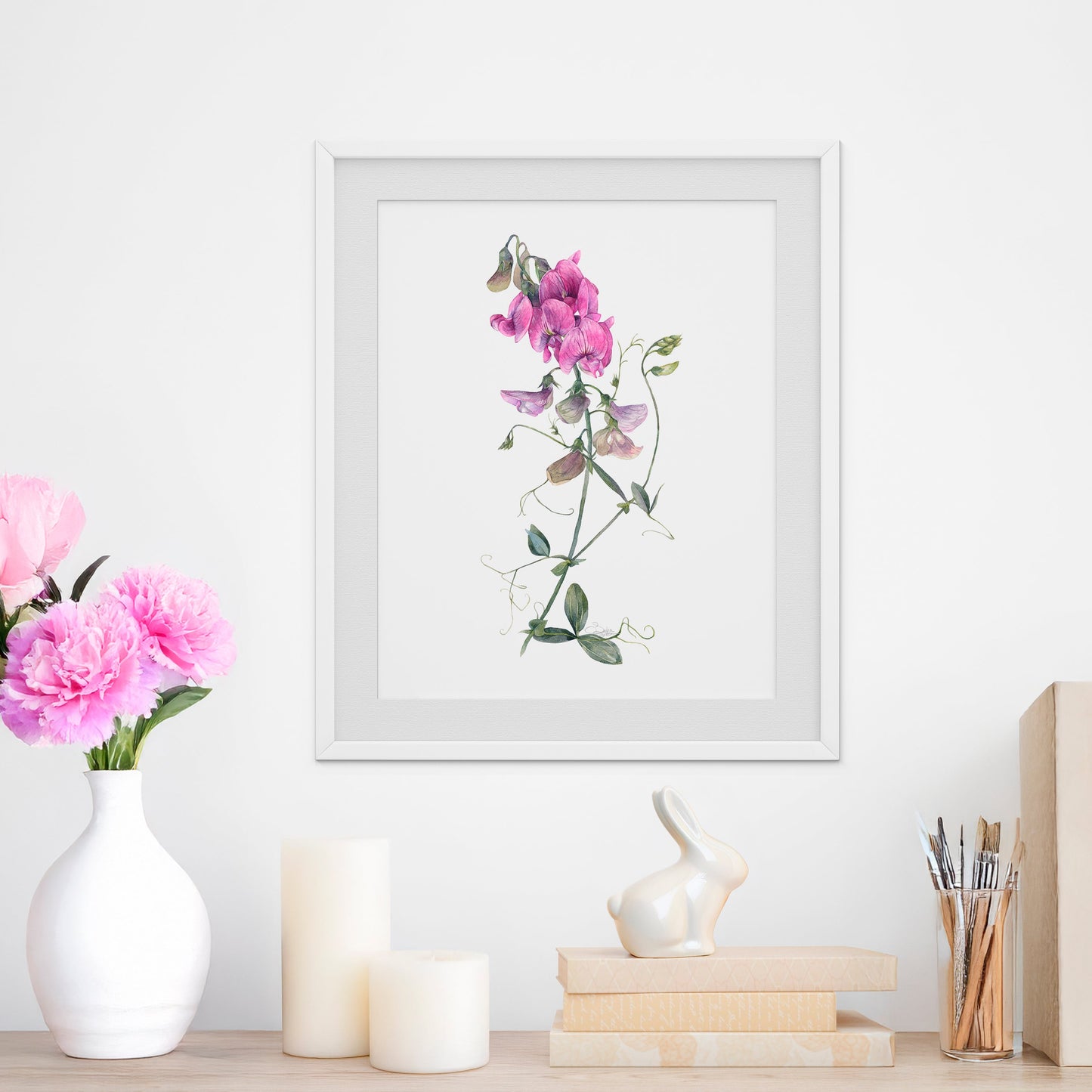 Graceful Sweet Pea. Fine Art Print.